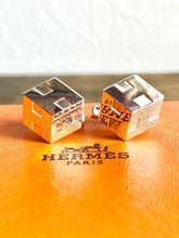 Load image into Gallery viewer, Hermes Paris Authentic H Logo Cube Cuffs Cufflinks Ag925 Silver Men&#39;s Accessory
