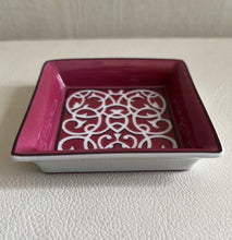 Load image into Gallery viewer, Hermes Paris Auth. Mini Trinket Case Porcelain Ashtray Ruby Color Interior w/Box
