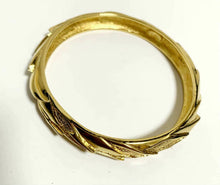 Load image into Gallery viewer, FENDI Authentic BRACELET VINTAGE GOLD BANGLE FASHIONABLE Accessory Wristband
