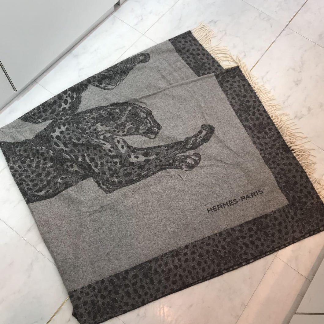 Hermes Paris Fringe Detail leopard Throw Blanket Gray Cashmere Size 85