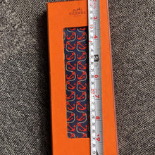 Load image into Gallery viewer, Hermes Paris Auth. 100% Silk Tie Necktie Anchor Rope Print Navy Accessory w/Box
