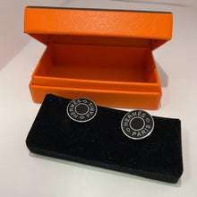 Load image into Gallery viewer, Hermes Paris Enamel Serie Selle Cuffs Cufflinks Silver Black Men&#39;s Accessory Box
