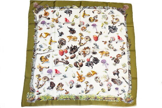 HERMES Paris Carre 90 100% Silk Champignons Mushrooms Scarf Stole White Brown