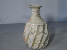 Load image into Gallery viewer, Japanese Antique Pottery Tsujimura Kai Iga Yaki Tokkuri Sake Bottle D8.3xH13cm
