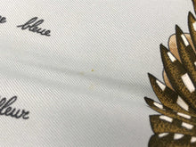 Load image into Gallery viewer, HERMES Carre 90 L&#39;INTRUS Intruder bird Scarf silk Light Blue
