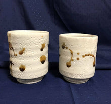 Load image into Gallery viewer, Mashiko Ware by Naoyuki Matsubara Couple Tea Cup Japanese Folk Art Pottery w/Box
