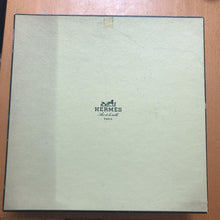 Load image into Gallery viewer, HERMES Marqueterie De Pierres d&#39;Orient et d&#39;Occident Plate 26.5cm Porcelain
