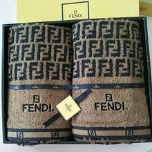 Load image into Gallery viewer, Fendi Vintage Zucca FF Bath Towel Cotton 100% Black Brown 2 Pieces 62 x 122 cm
