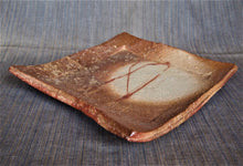 Load image into Gallery viewer, Bizen Ware By Ryuichi Kakurezaki Hidasuki Red Square Plate Pottery 30x26.5cm
