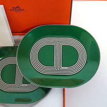 Load image into Gallery viewer, Hermes Paris Rallye 24 Oval Mini Plate 2 Pieces Green 15.5x12cm Porcelain w/Box
