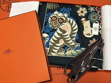 Load image into Gallery viewer, HERMES Carre 90 100% Silk Scarf Stole DUO COSMIQUE VERT NOIR Multicolor w/Box
