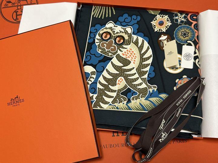 HERMES Carre 90 100% Silk Scarf Stole DUO COSMIQUE VERT NOIR Multicolor w/Box