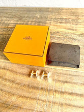 Load image into Gallery viewer, Hermes Paris Authentic H Logo Cube Cuffs Cufflinks Ag925 Silver Men&#39;s Accessory
