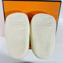 Load image into Gallery viewer, HERMES Paris Auth. Baby First Shoes Angora Wool Blend Solid Off White Snap w/Box
