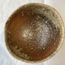 Load image into Gallery viewer, Japanese Shigaraki Ware Takahashi Rakusai Tea Bowl Antique Utensil Pottery w/Box
