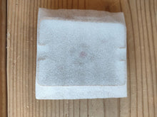 Load image into Gallery viewer, HERMES Heart A playing cards Miniash Tray Ashtray Pottery White Red 8 x 6 cm
