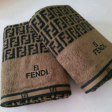 Load image into Gallery viewer, Fendi Vintage Zucca FF Bath Towel Cotton 100% Black Brown 2 Pieces 62 x 122 cm
