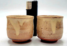 Load image into Gallery viewer, Japanese Hagi Ware By 13th Sakata Deika Couple Sake Cup Antique Pottery w/Box
