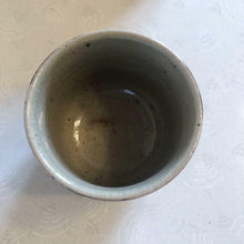 Load image into Gallery viewer, Mashiko Ware Persimmon Glaze Akae Tea Cup by Tomoo Hamada Japanese Pottery w/Box
