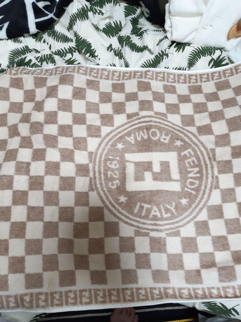 Fendi Auth. Logo Check Pattern Bath Towel Beach Towel 60 x 123cm Cotton Beige