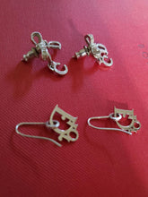 Load image into Gallery viewer, Christian Dior Logo &amp; Ribbon Motifs 2 Sets Pierced Drop Earrings Silver Tone

