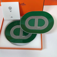 Load image into Gallery viewer, Hermes Paris Rallye 24 Oval Mini Plate 2 Pieces Green 15.5x12cm Porcelain w/Box
