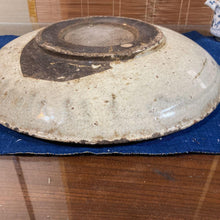 Load image into Gallery viewer, Edo Period Horse Eye Plate Old Seto Mino Ware Plate Folk Art Pottery D33.5cm
