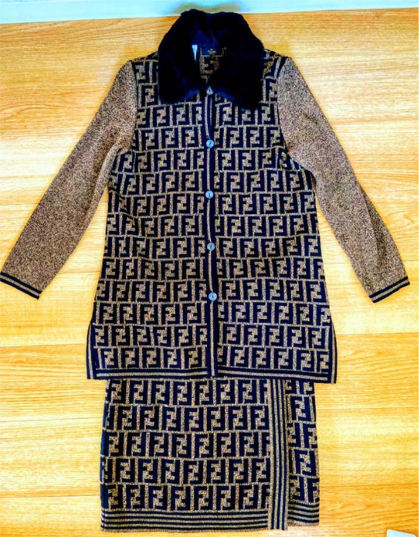 Fendi Vintage Zucca Pattern Wool 100% Knit Suit Fur Collar Wrap Skirt Size 38
