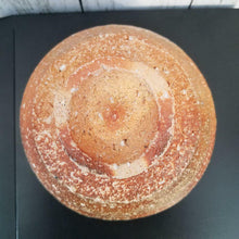 Load image into Gallery viewer, Japanese Shigaraki Ware By Takahashi Shunsai Tea Bowl Antique Pottery w/Box
