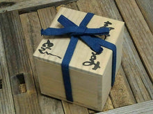 Load image into Gallery viewer, Japanese Ceramic Artist Suzuki Goro Shino Sake Cup Antique Pottery D6.8 x H6cm
