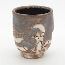 Load image into Gallery viewer, Japanese Mashiko Ware by Ken Matsuzaki Tetsushino Yunomi Teacup Pottery w/Box
