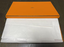 Load image into Gallery viewer, HERMES Paris Avalon Hand Towel &amp; Bath Towel Set 2 Pieces Cotton Pink Rose w/Box
