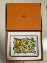 Load image into Gallery viewer, HERMES Paris Siesta Flower Serving Tray Sushi Plate Porcelain Tableware w/Box
