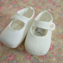 Load image into Gallery viewer, HERMES Paris Authentic Baby First Shoes 10cm Linen 100% Hemp White Snap w/Box
